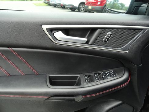 Used 2023 Ford Edge ST-Line AWD/4WD image 10