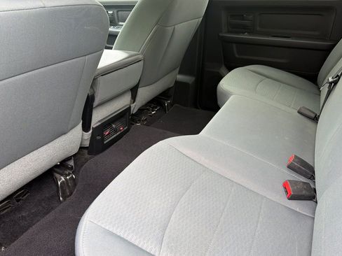 Used 2016 RAM 1500 Express AWD/4WD image 12