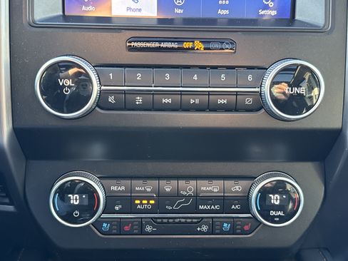 Certified 2021 Ford Expedition Max Platinum image 25