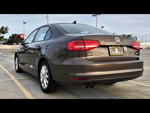 Used 2015 Volkswagen Jetta SE FWD image 7