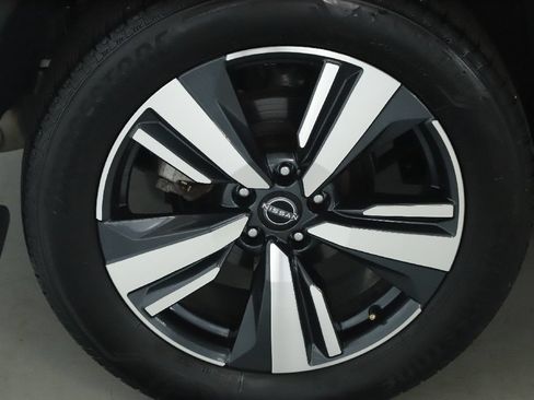Certified 2023 Nissan Rogue SL w/ SL Premium Package AWD/4WD image 12