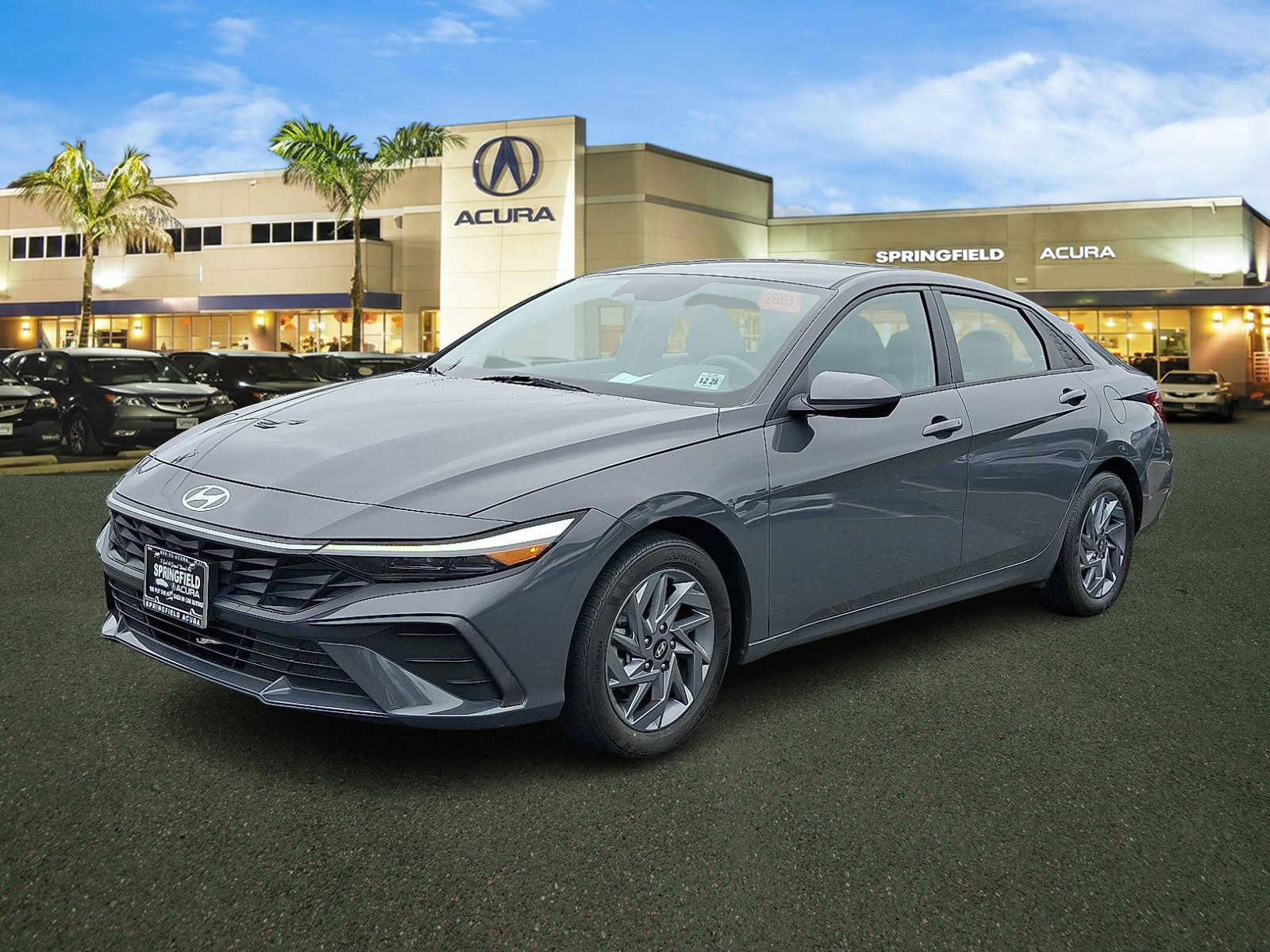 Used 2024 Hyundai Elantra SEL FWD image 3