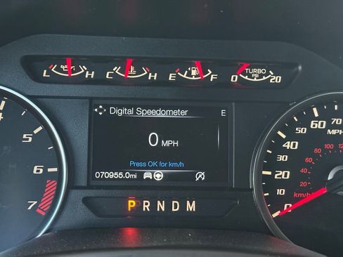 Used 2019 Ford F150 Raptor w/ Equipment Group 801A Mid image 23