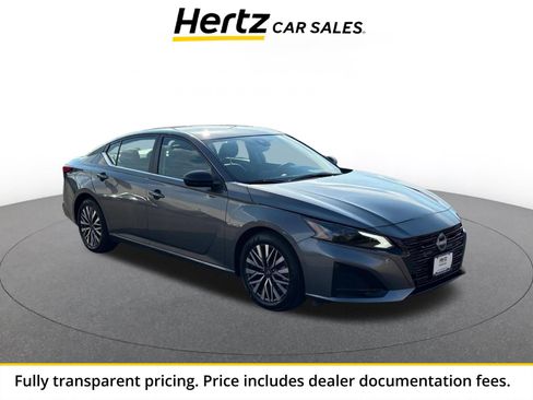 Used 2026 Nissan Altima 2.5 SV FWD image 1