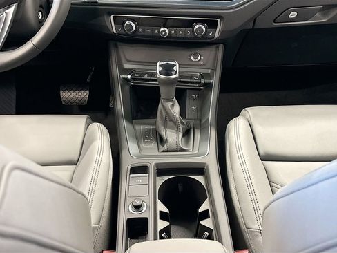 Certified 2025 Audi Q3 2.0T Premium w/ Black Optic Sport Package image 13