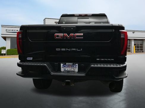 Used 2024 GMC Sierra 2500 Denali w/ Denali Reserve Package AWD/4WD image 4
