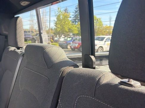 Used 2022 RAM 1500 Big Horn w/ Night Edition image 21