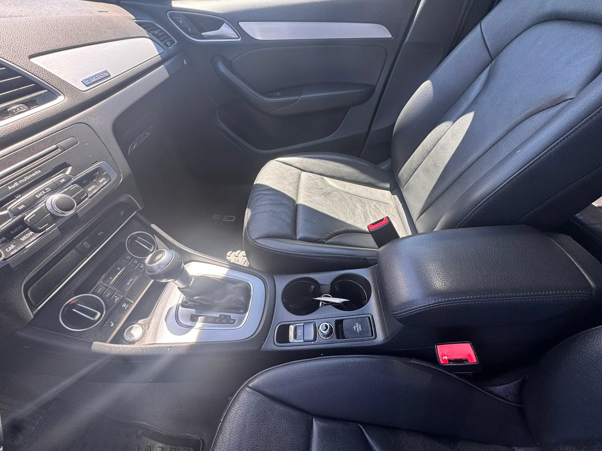Used 2018 Audi Q3 2.0T Premium AWD/4WD image 16