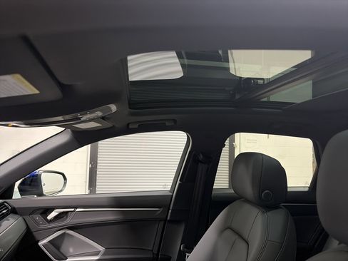 Certified 2025 Audi Q3 2.0T Premium w/ Convenience Plus Package image 13