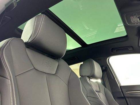 Used 2025 Audi Q3 2.0T Premium w/ Convenience Package image 16