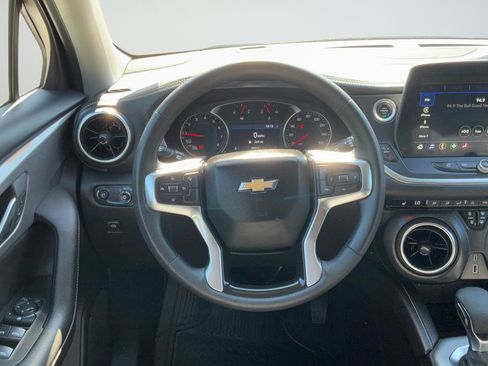Certified 2025 Chevrolet Blazer LT AWD/4WD image 15