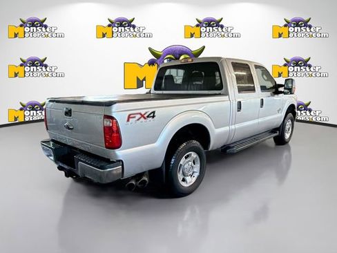 Used 2016 Ford F250 XLT w/ FX4 Off-Road Package AWD/4WD image 4