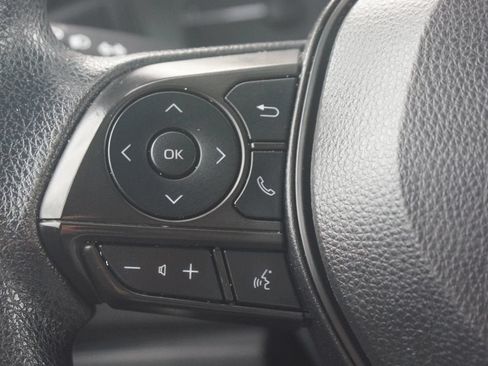Used 2024 Toyota Corolla LE FWD image 8