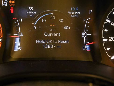 Used 2023 Jeep Compass Altitude image 22