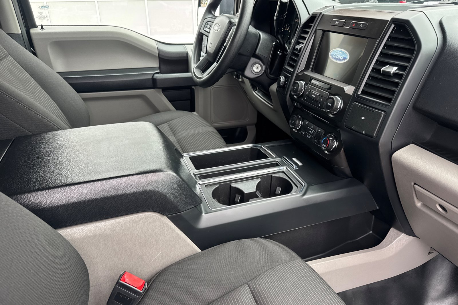 Used 2018 Ford F150 4x4 SuperCrew image 18