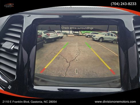 Used 2019 Jeep Cherokee Limited AWD/4WD image 18
