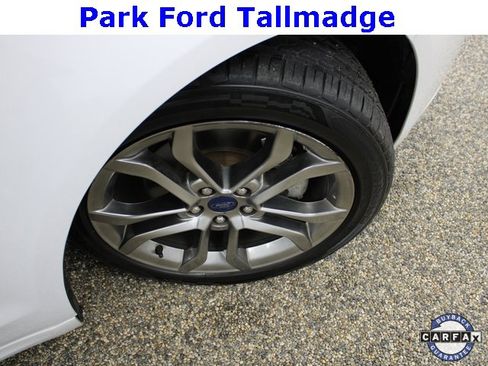 Used 2020 Ford Fusion SEL image 28