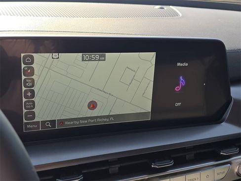 New 2025 Kia Telluride S image 24