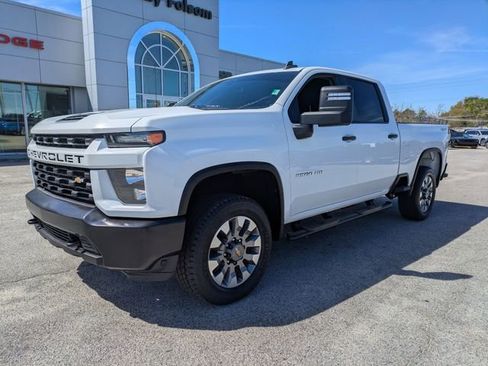 Used 2023 Chevrolet Silverado 2500 Custom w/ Custom Value Package AWD/4WD image 8