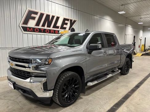 Used 2022 Chevrolet Silverado 1500 LT AWD/4WD image 5