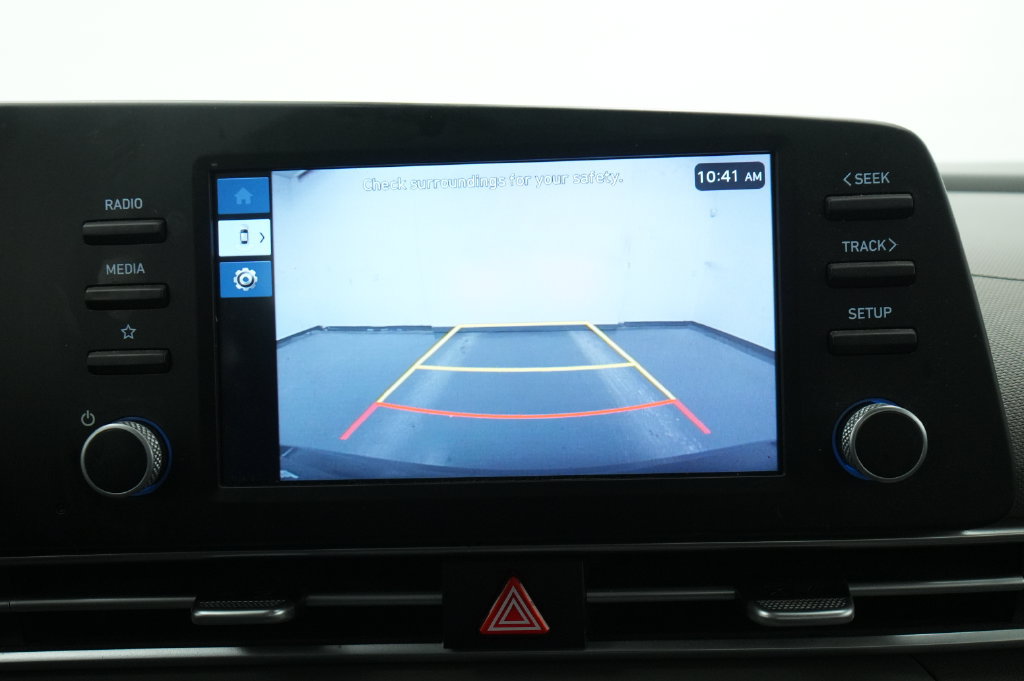 Used 2024 Hyundai Elantra SE FWD image 28