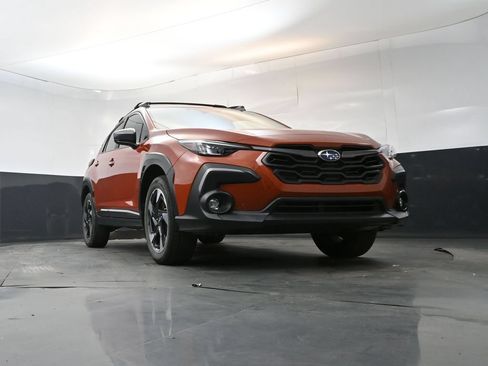 Used 2024 Subaru Crosstrek 2.5i Limited w/ Crosstrek Mirror Package AWD/4WD image 25
