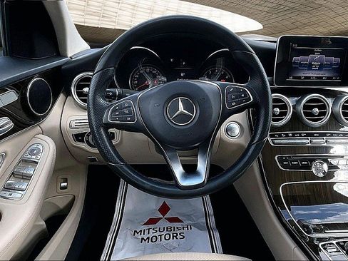 Used 2018 Mercedes-Benz C 300 Sedan w/ Premium Package image 5