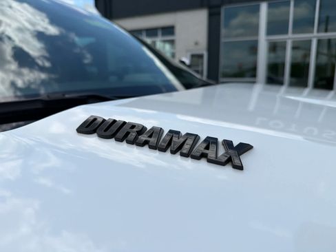 Used 2024 Chevrolet Silverado 1500 LTZ w/ LTZ Premium Package AWD/4WD image 22