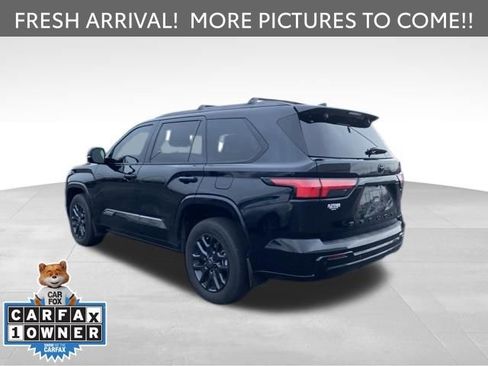 Certified 2025 Toyota Sequoia Platinum image 5