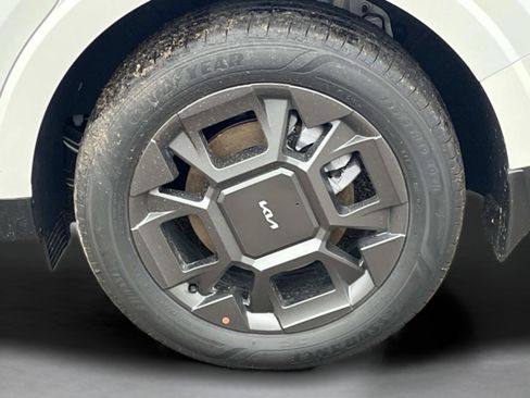 New 2026 Kia Carnival EX FWD image 39