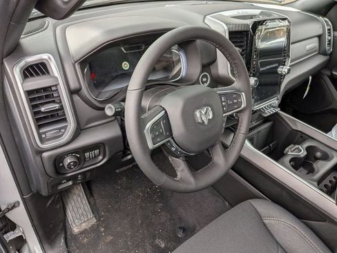 New 2026 RAM 1500 4x4 Crew Cab image 11