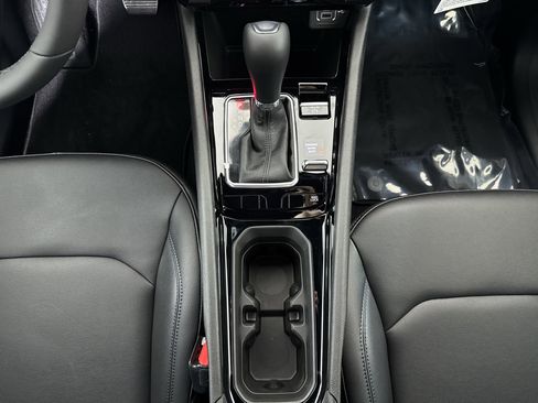 New 2026 Jeep Compass Limited image 19