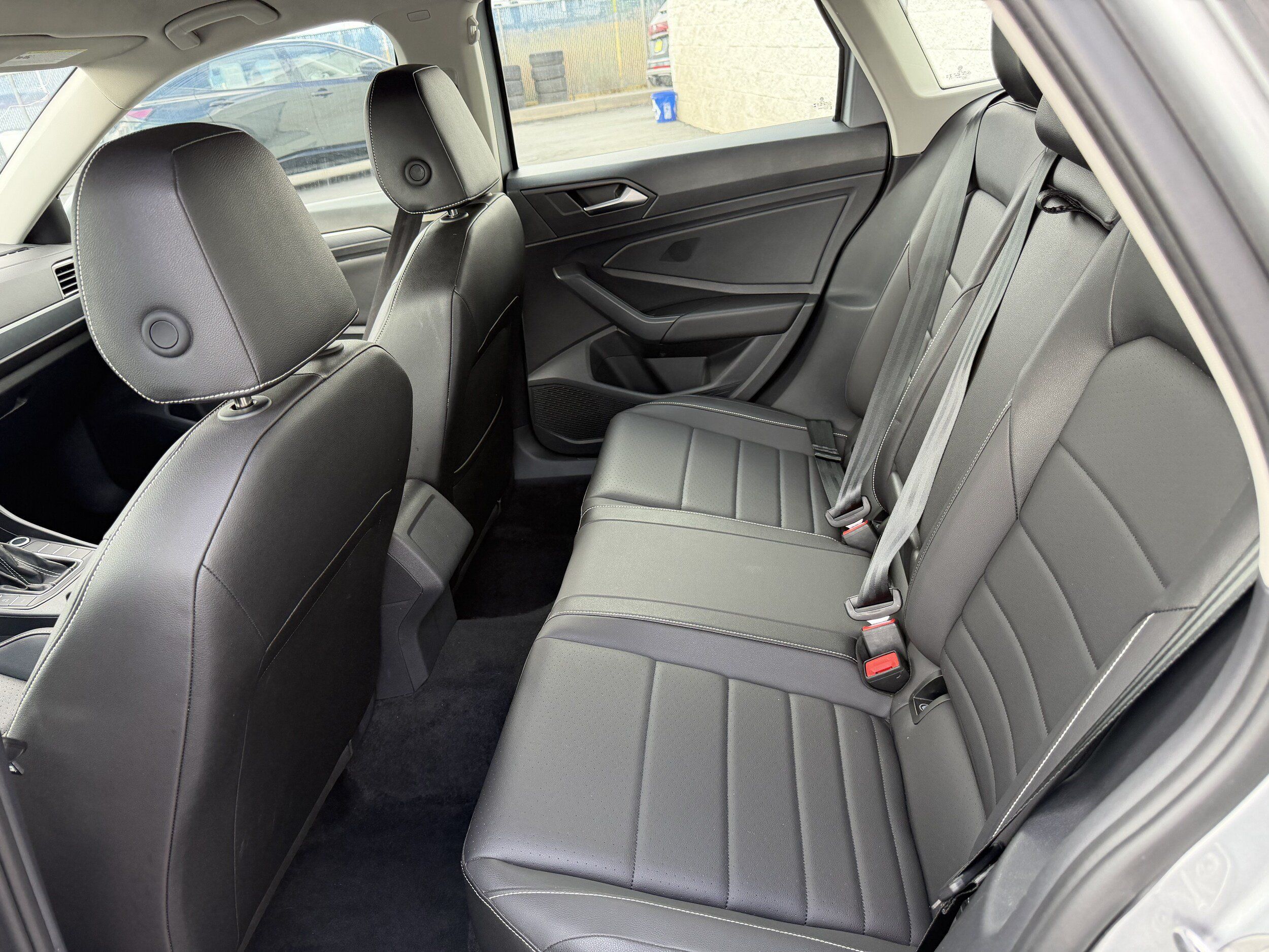 Used 2024 Volkswagen Jetta SE FWD image 25