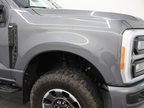 Used 2023 Ford F250 XLT w/ Black Appearance Package AWD/4WD image 27