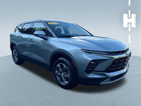Used 2023 Chevrolet Blazer LT w/ Driver Confidence Package FWD image 1