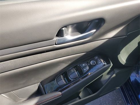 Certified 2024 Nissan Altima 2.5 SR w/ SR Premium Package image 14