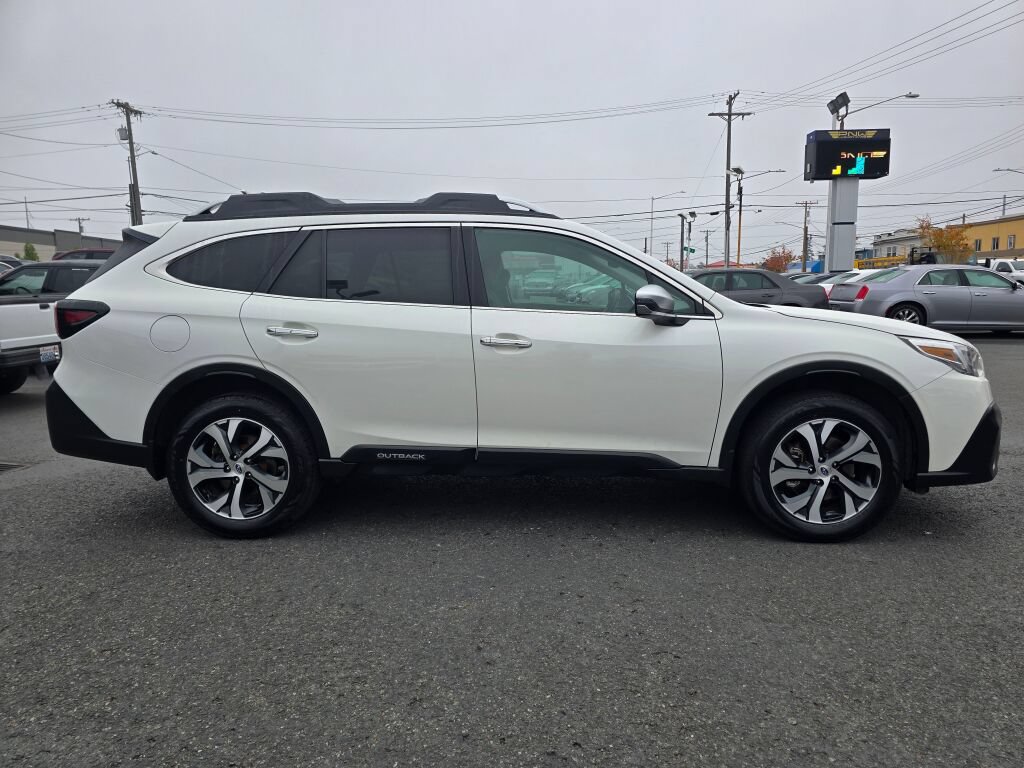 Used 2022 Subaru Outback Touring AWD/4WD image 5
