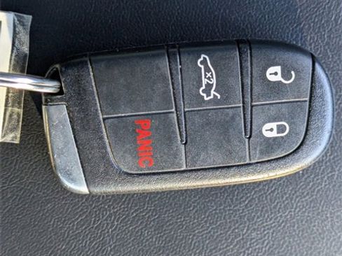 Used 2020 Dodge Challenger SXT image 23