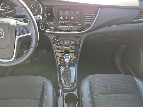 Used 2022 Buick Encore Preferred w/ Safety Package II image 18