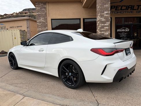 Used 2021 BMW 430i Coupe w/ M Sport Package image 31