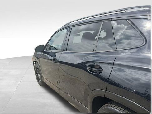 New 2026 Volkswagen Tiguan SE R-Line FWD image 30