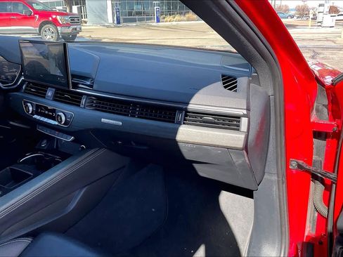 Used 2024 Audi A4 2.0T Premium Plus image 19