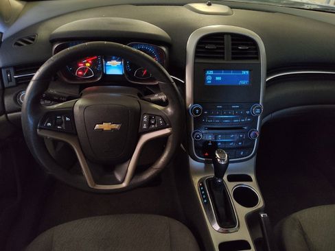 Used 2015 Chevrolet Malibu LS image 22
