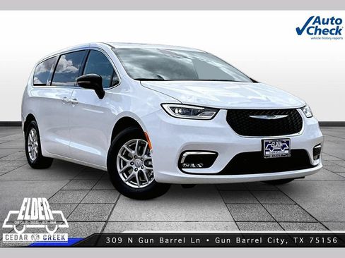 New 2026 Chrysler Pacifica Select FWD image 1