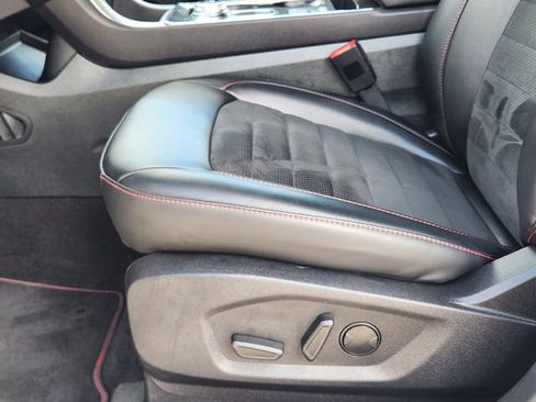 Used 2024 Ford Edge ST-Line image 25