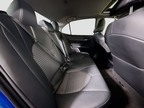 Used 2020 Toyota Camry SE FWD image 26