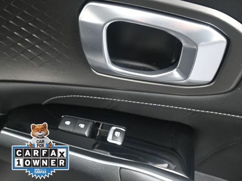Used 2023 Kia Sorento SX image 16