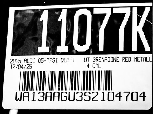 New 2025 Audi Q5 Prestige image 32