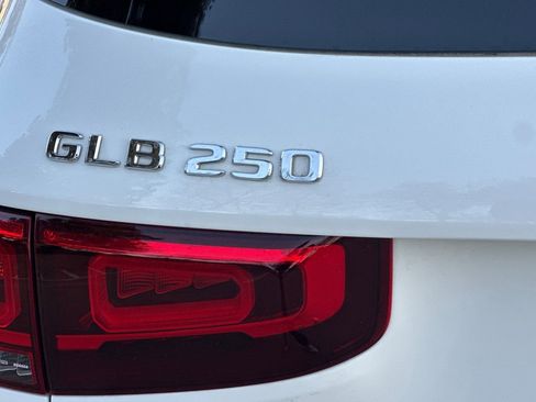 Certified 2023 Mercedes-Benz GLB 250 White image 13