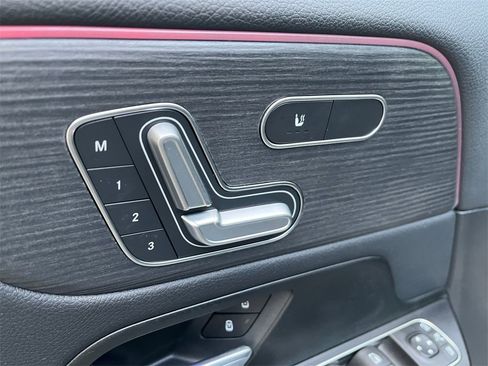 Certified 2023 Mercedes-Benz GLA 250 4MATIC image 21